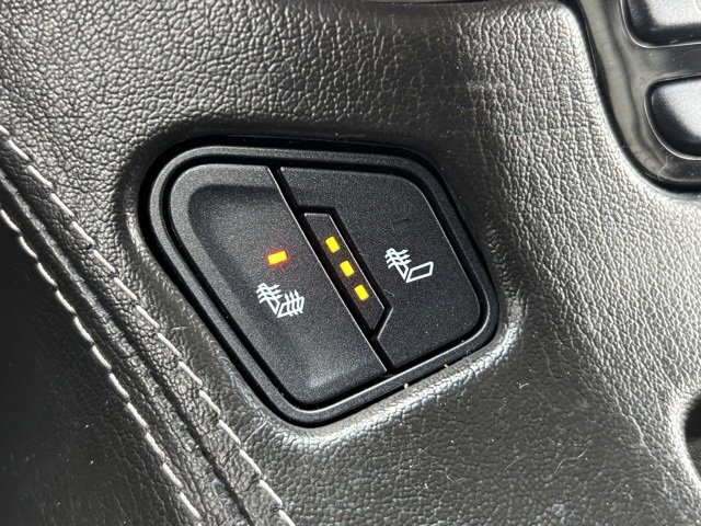 Used 2019 GMC Yukon SLT image 33