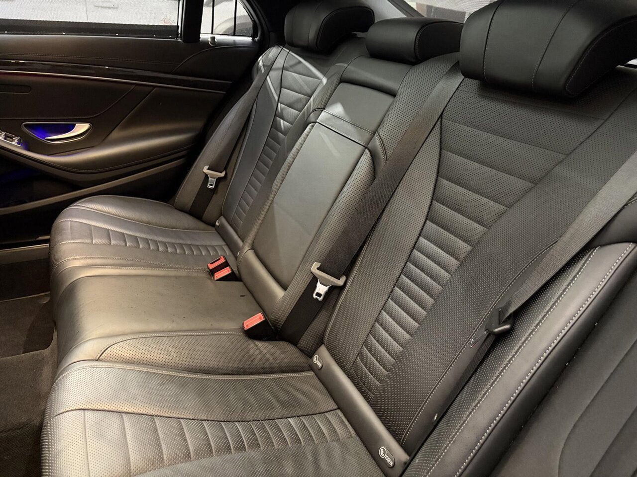 Used 2020 Mercedes-Benz S 560 Sedan image 22