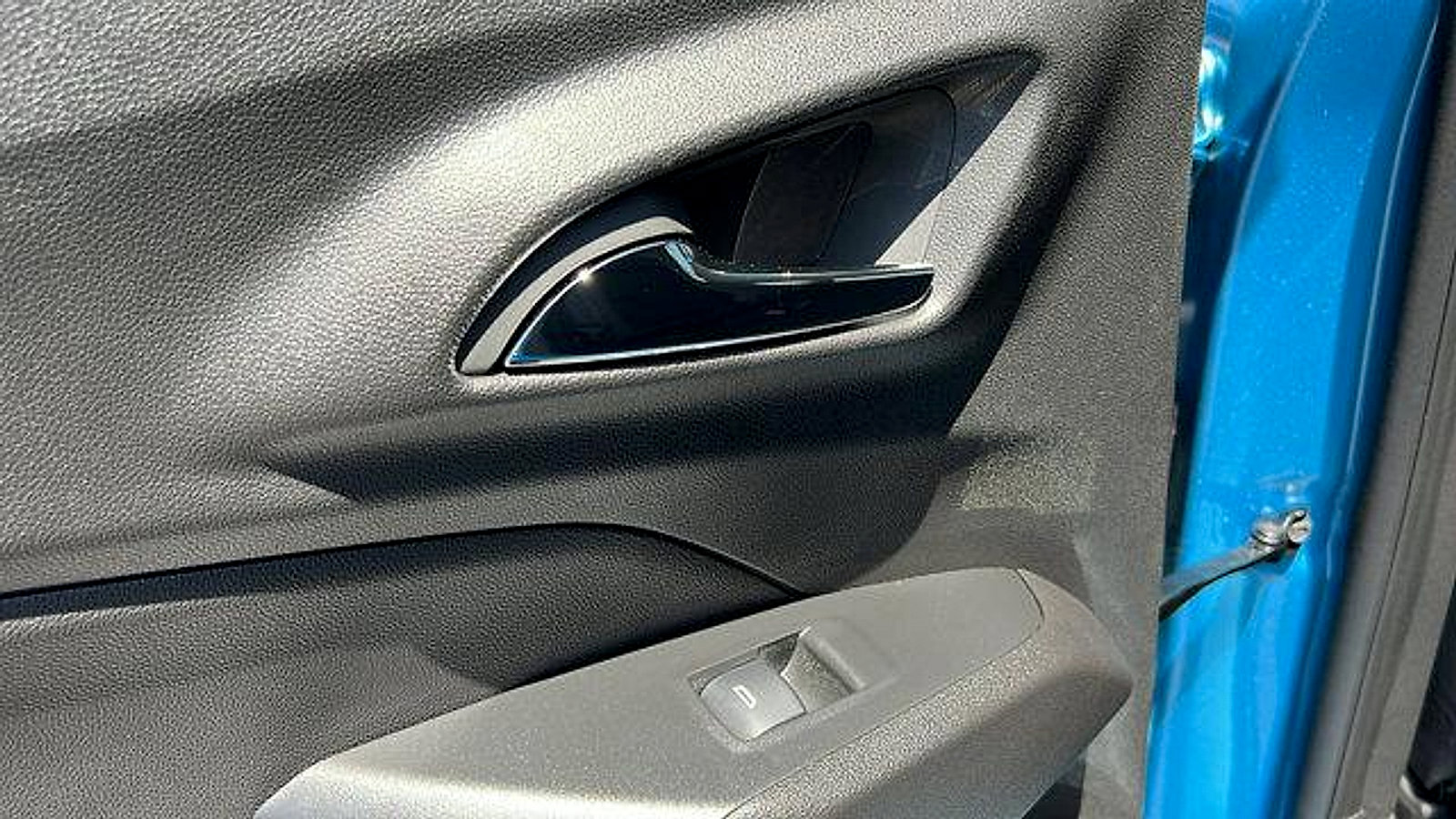 New 2025 Chevrolet Trax ACTIV w/ Driver Confidence Package image 12