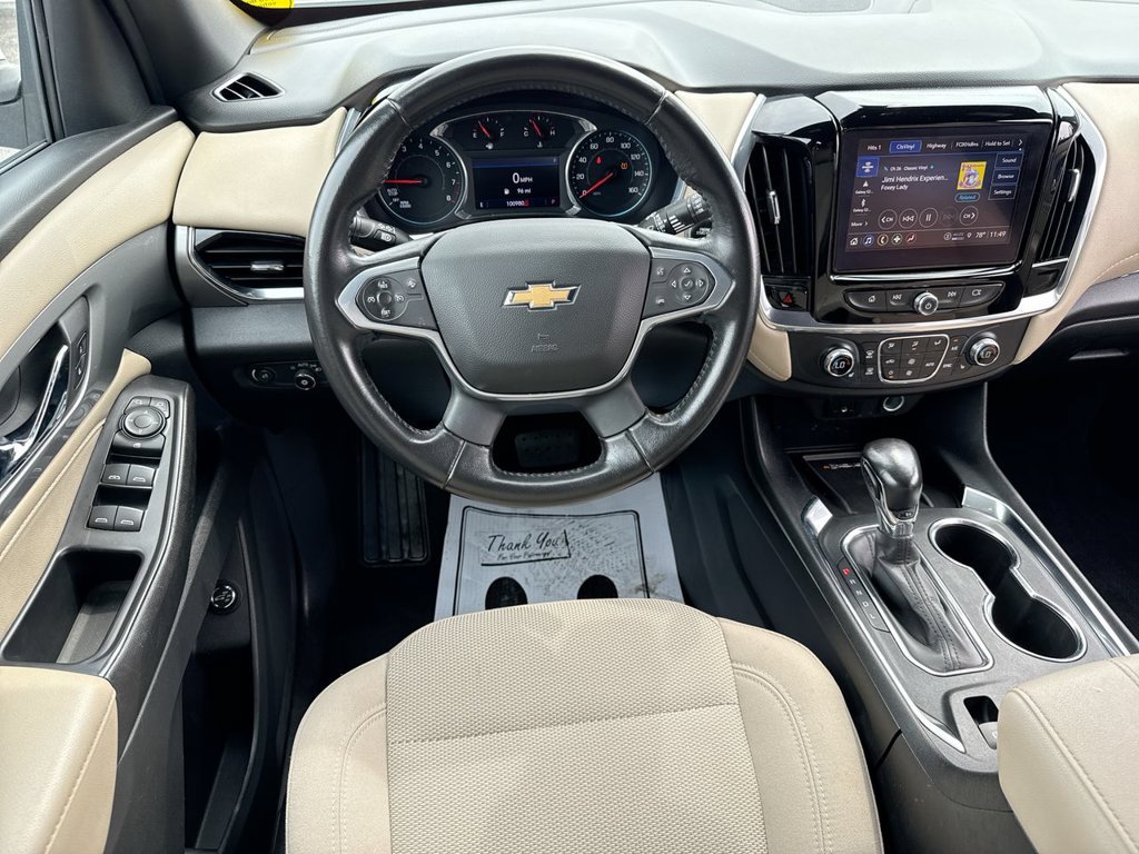Used 2022 Chevrolet Traverse LT AWD/4WD image 14
