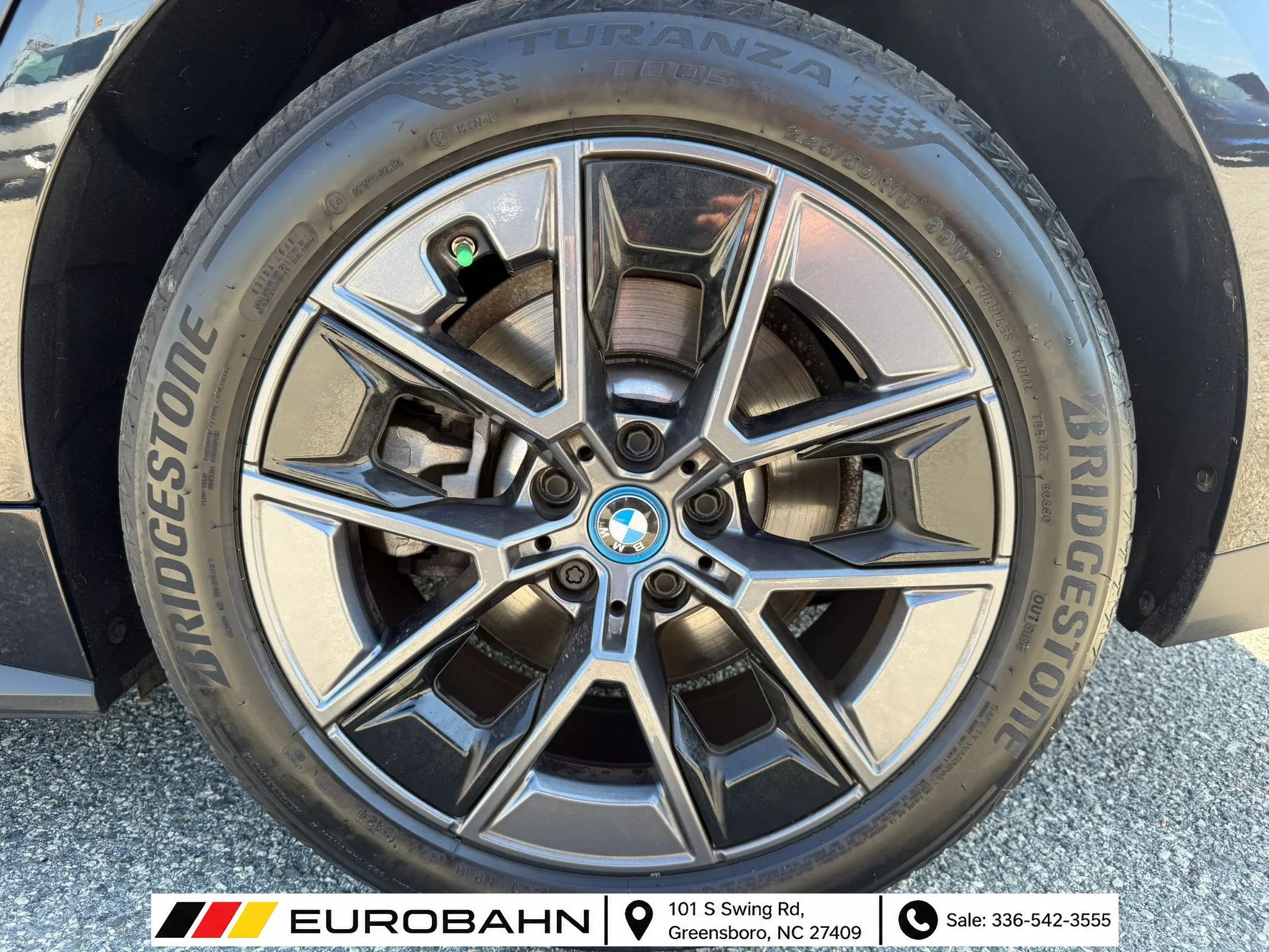 Used 2023 BMW i4 eDrive40 w/ Premium Package RWD image 26