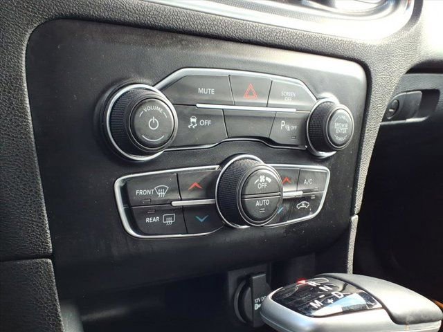 Used 2018 Dodge Charger SXT Plus image 13