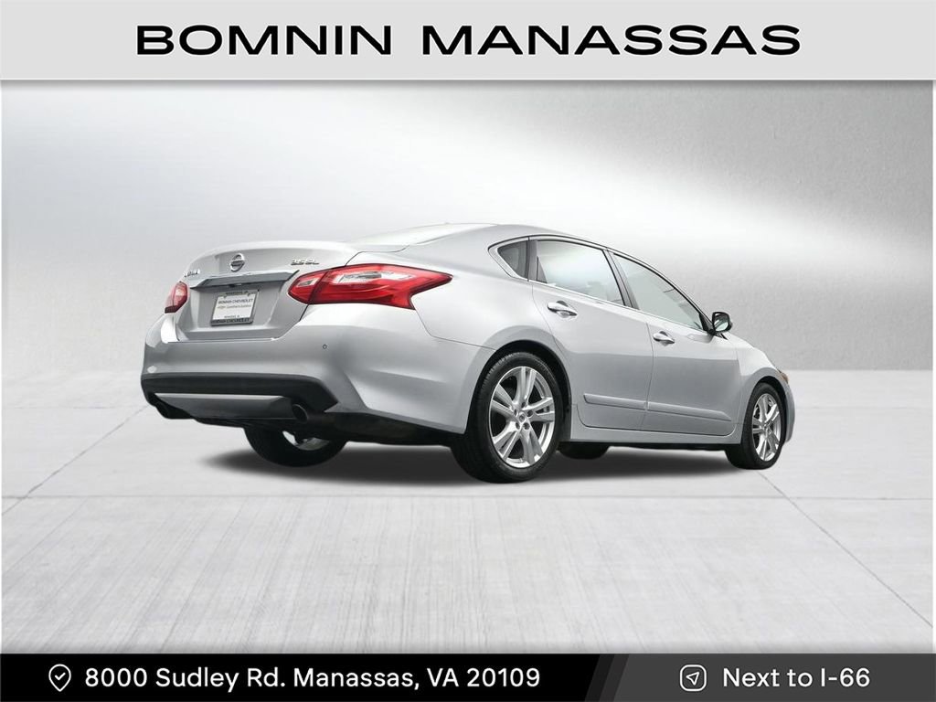 Used 2017 Nissan Altima 3.5 SL image 31