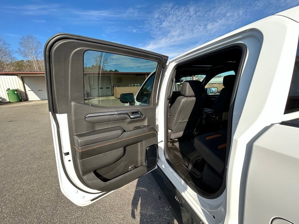 Used 2025 GMC Sierra 1500 AT4 w/ AT4 Premium Package image 24