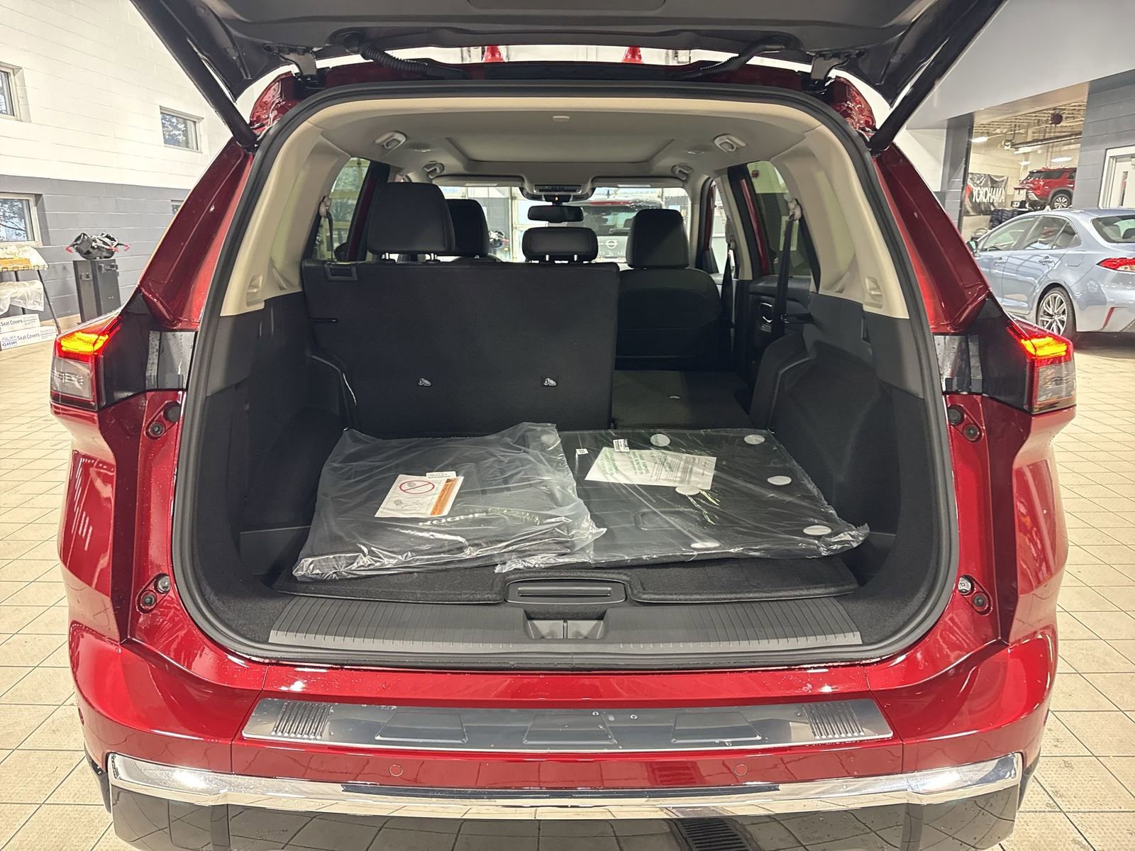 New 2026 Nissan Rogue Platinum w/ Tech Package AWD/4WD image 39