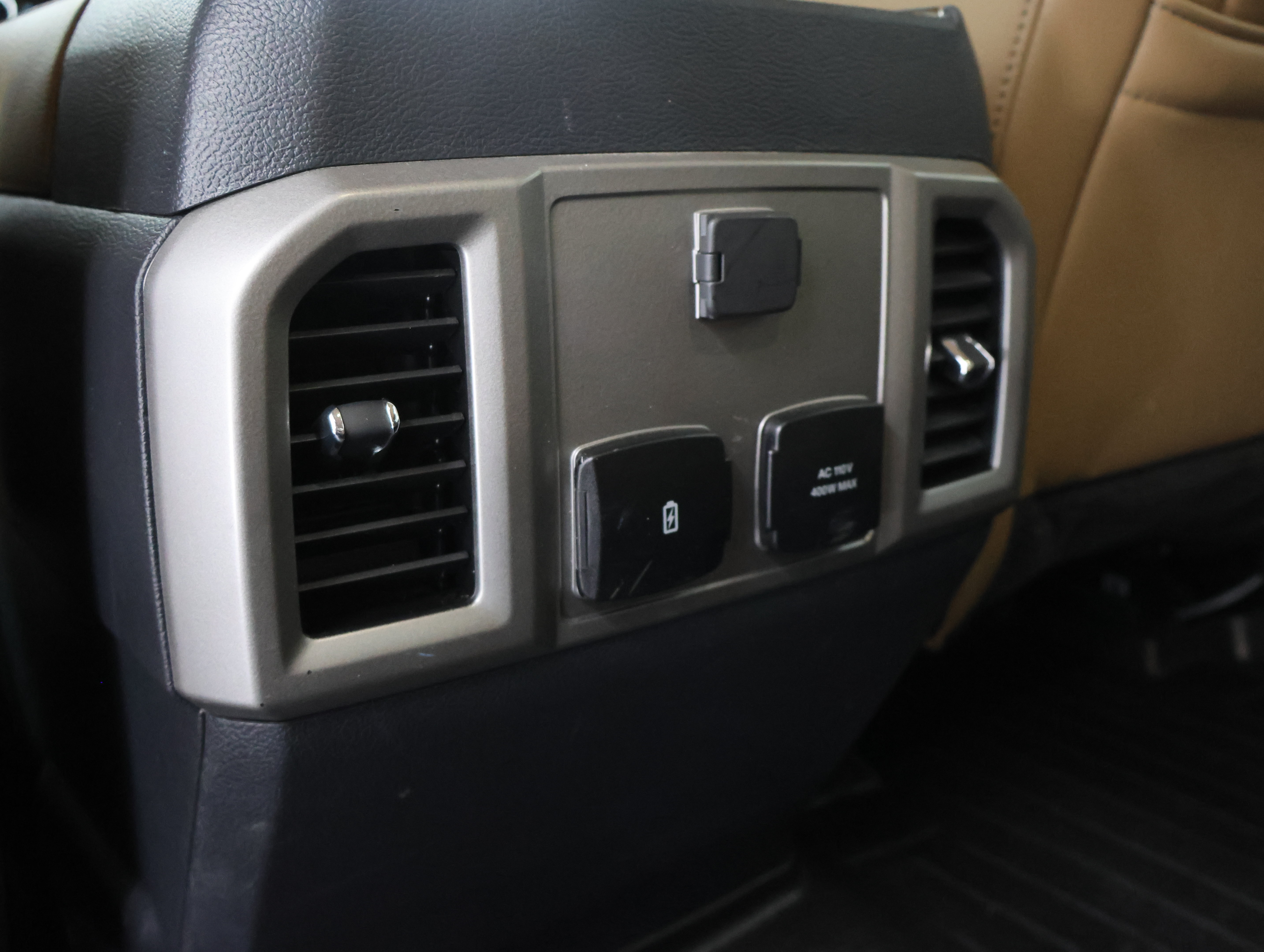 Used 2022 Ford F250 Lariat w/ Lariat Value Package AWD/4WD image 38