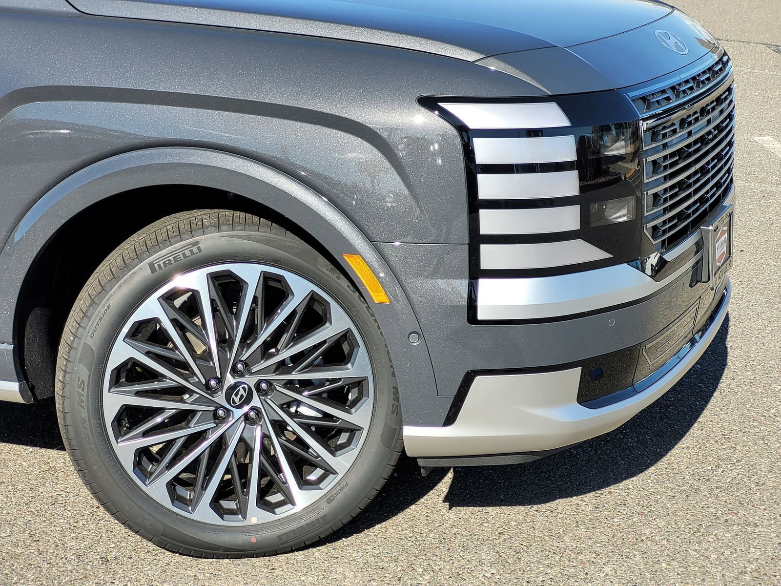 New 2026 Hyundai Palisade Calligraphy AWD/4WD image 3