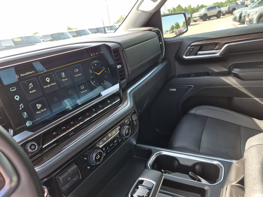 Used 2024 Chevrolet Silverado 1500 LT Trail Boss w/ Convenience Package II AWD/4WD image 28