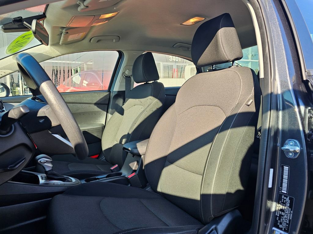 Used 2024 Kia Forte LXS image 18