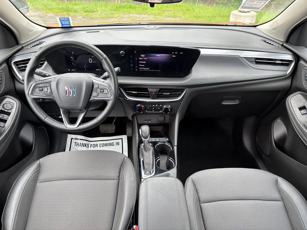 Used 2024 Buick Encore GX Preferred w/ Comfort Package FWD image 18