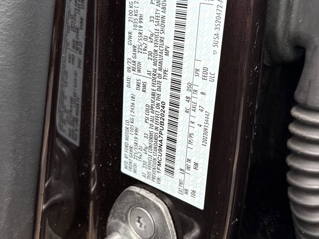 Certified 2023 Ford Escape ST-Line Select w/ Tech Pack #2 image 18