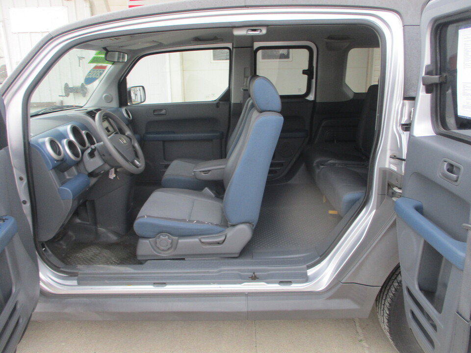 Used 2005 Honda Element LX image 22