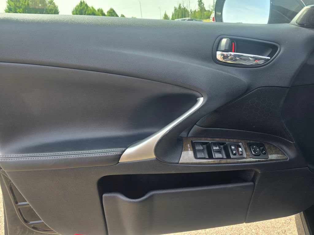 Used 2010 Lexus IS 250 RWD image 11