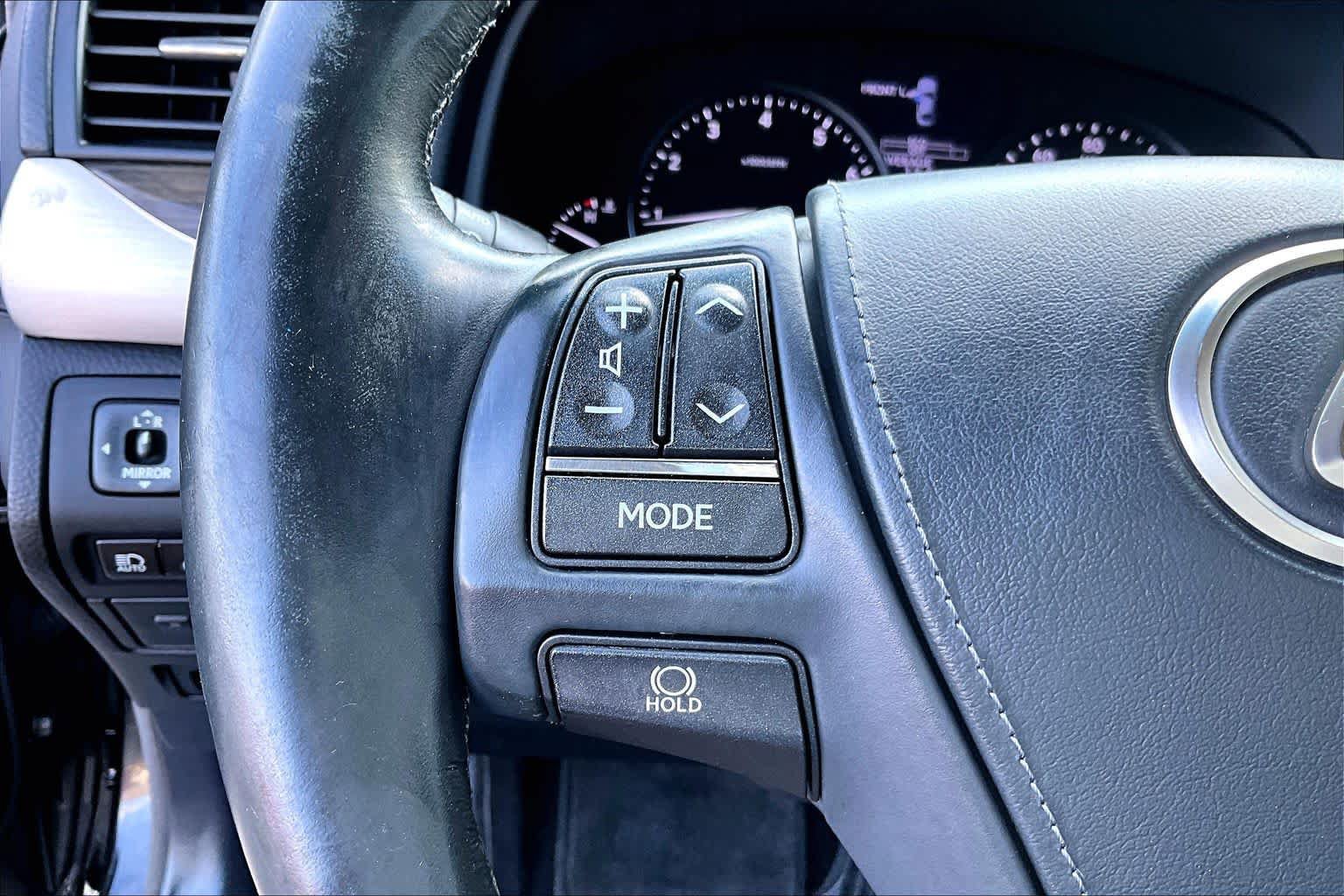 Used 2014 Lexus LS 460 L AWD/4WD image 23