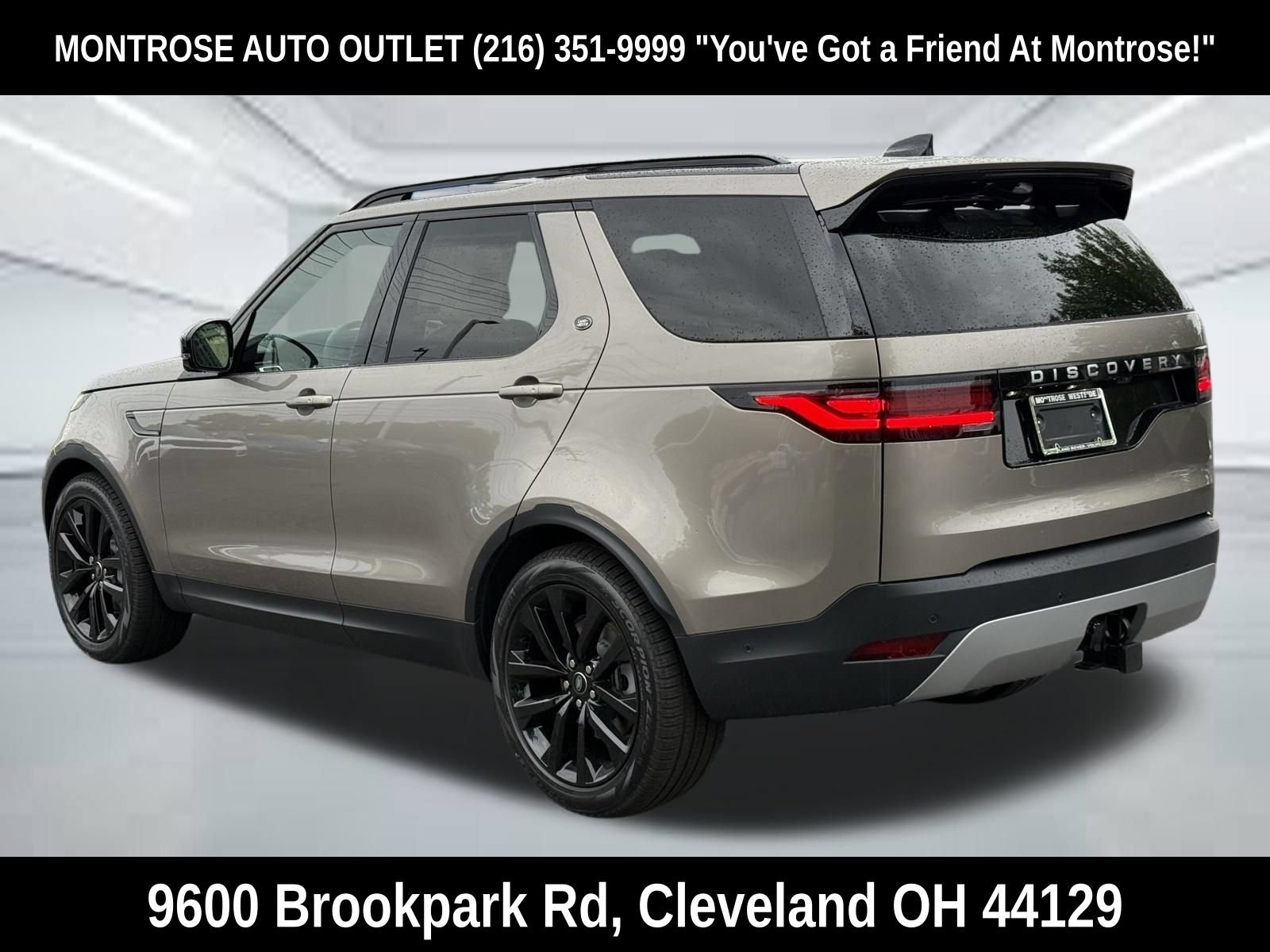 New 2026 Land Rover Discovery S AWD/4WD image 3