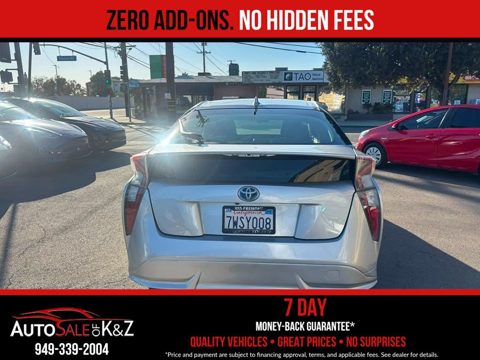 Used 2016 Toyota Prius Three Touring FWD image 10