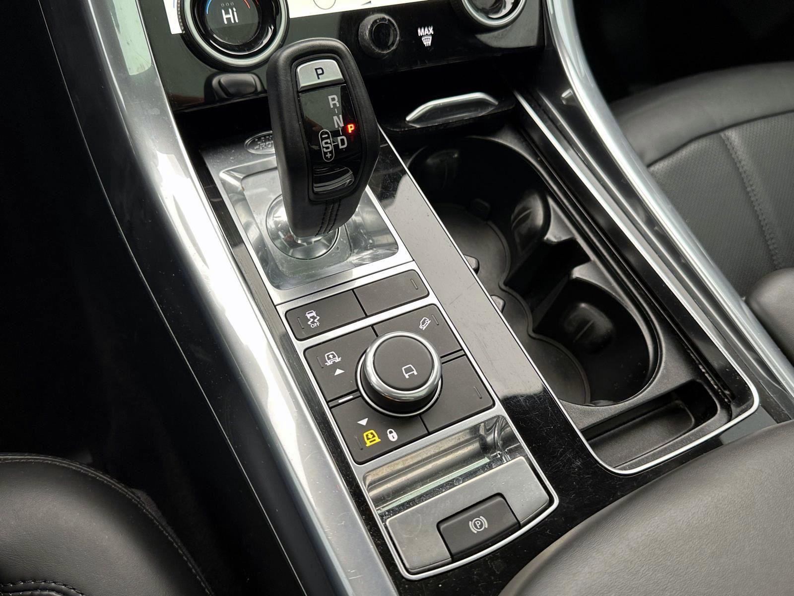 Used 2021 Land Rover Range Rover Sport HSE Silver Edition image 26