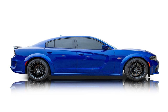 Used 2022 Dodge Charger Scat Pack image 2