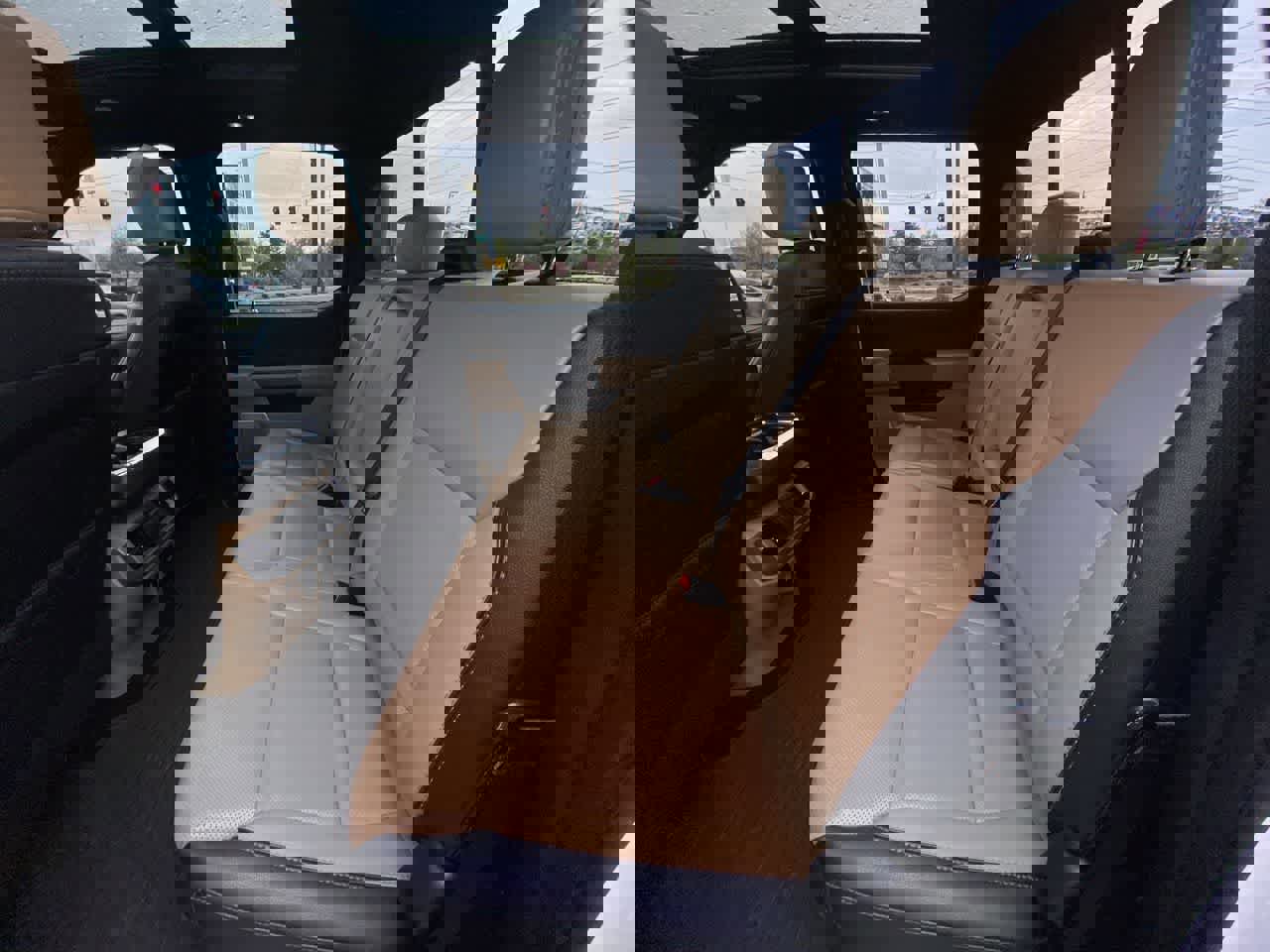 Used 2021 Ford F150 Lariat w/ Equipment Group 502A High image 22