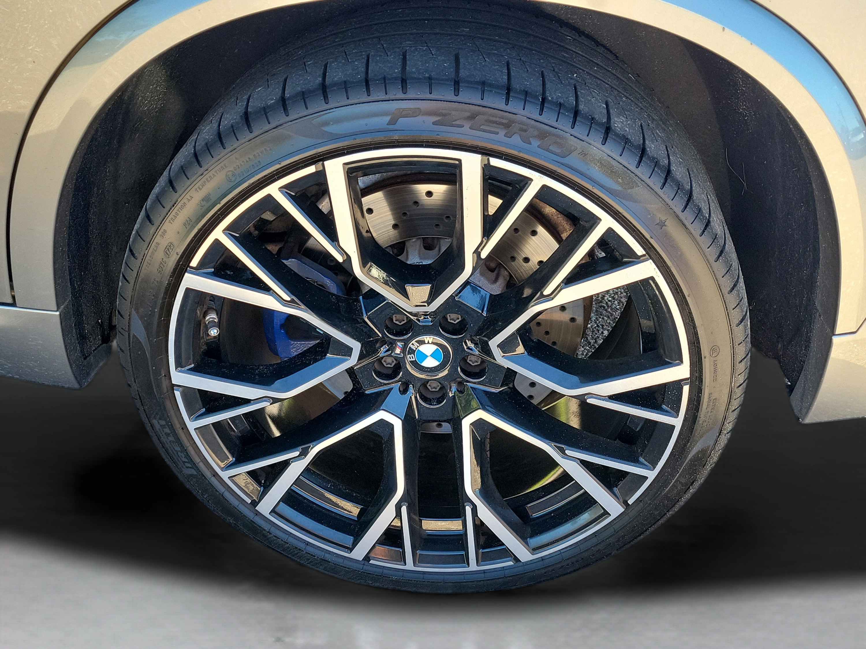 Used 2021 BMW X5 M w/ Competition Package AWD/4WD image 33