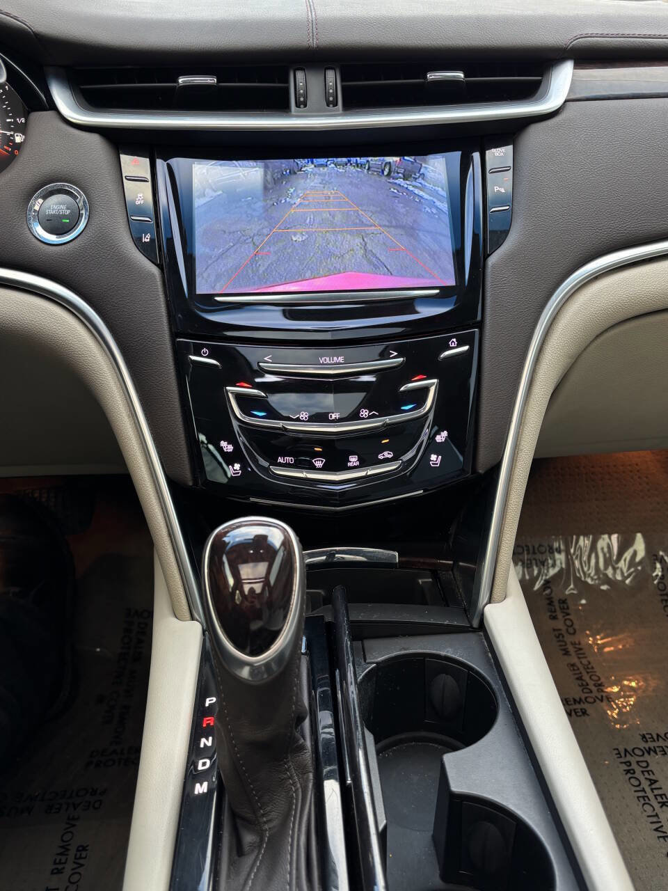Used 2013 Cadillac XTS Premium image 26