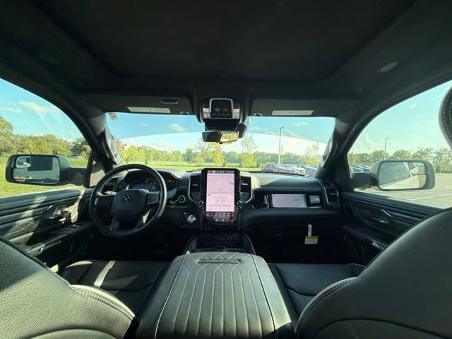 Used 2025 RAM 1500 Limited AWD/4WD image 25