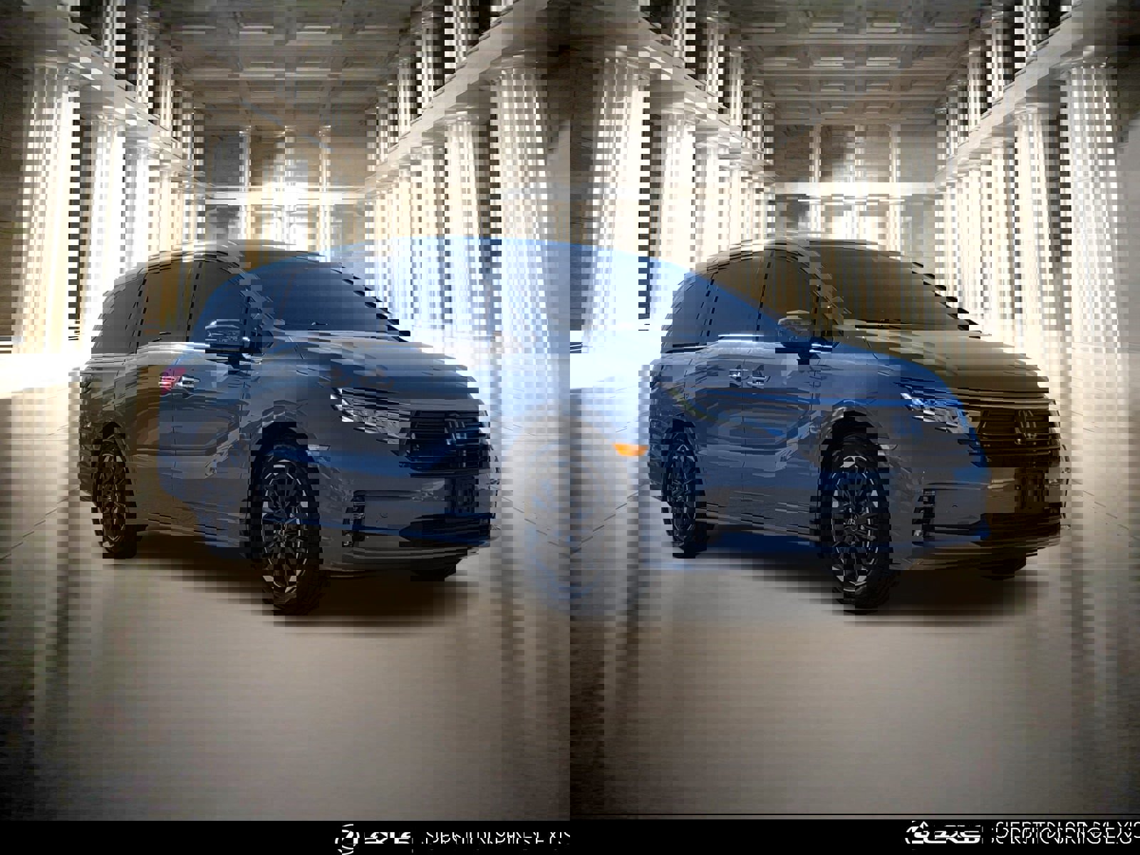 Used 2023 Honda Odyssey Elite image 2