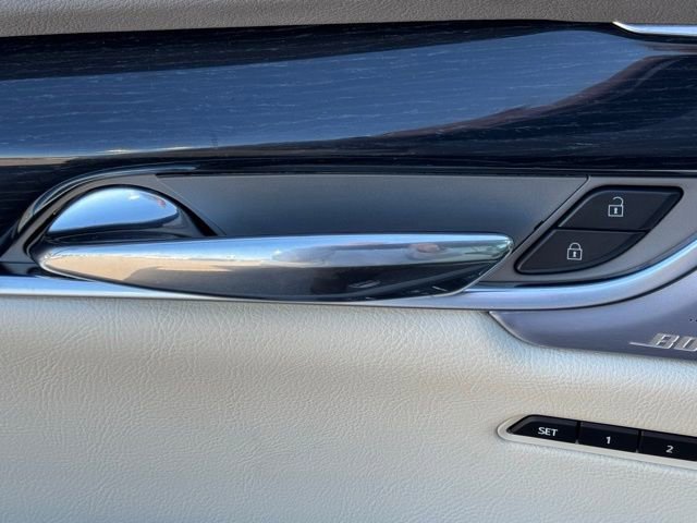 New 2025 Cadillac XT6 Premium Luxury w/ LPO, ONYX Package image 15