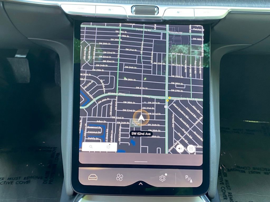 Used 2024 Lucid Air Pure RWD image 19