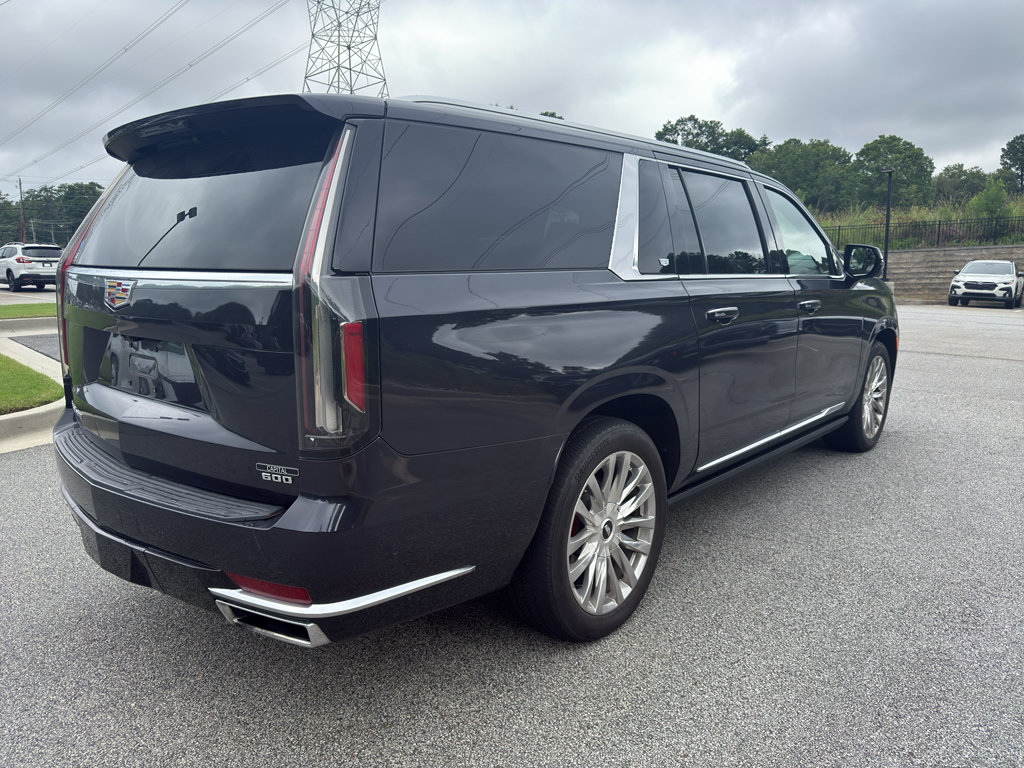 Used 2022 Cadillac Escalade ESV Premium Luxury w/ Performance Package AWD/4WD image 3