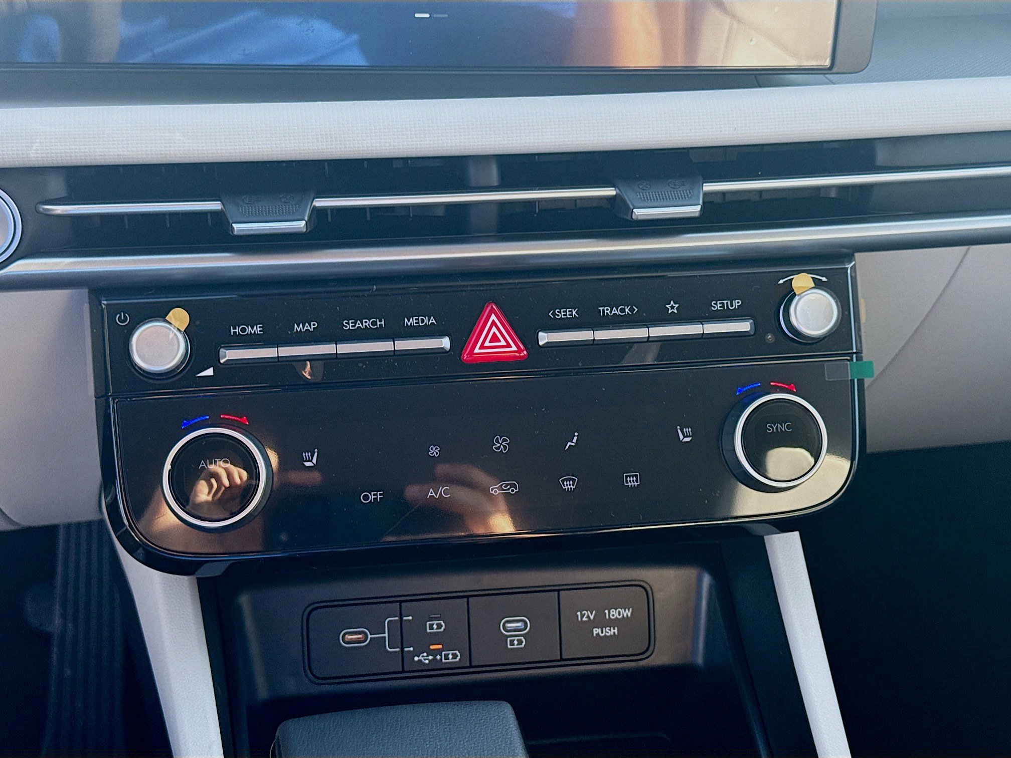 New 2026 Hyundai Tucson SEL image 12