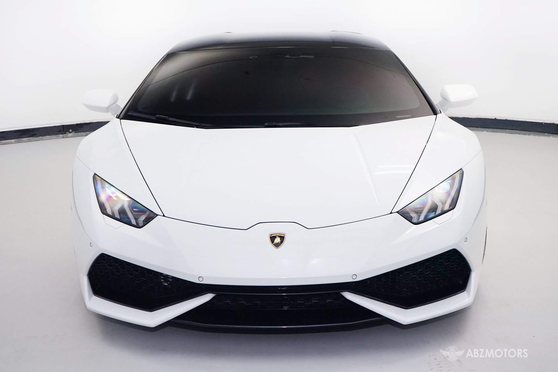Used 2015 Lamborghini Huracan LP 610-4 AWD/4WD image 3
