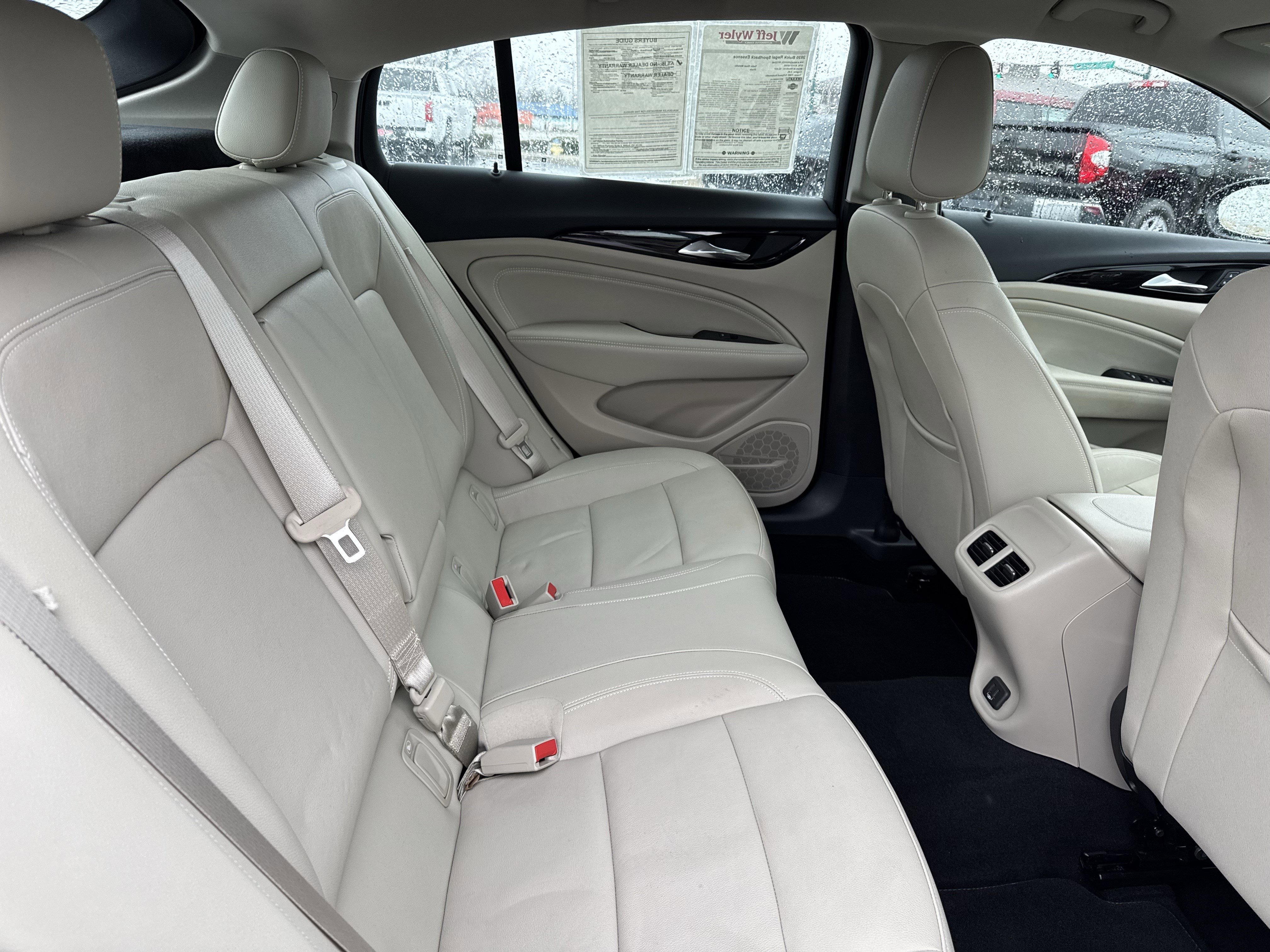 Used 2020 Buick Regal Essence image 34