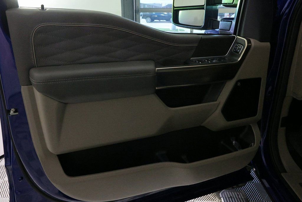 Used 2026 Ford F250 Platinum w/ Platinum Plus Package image 15