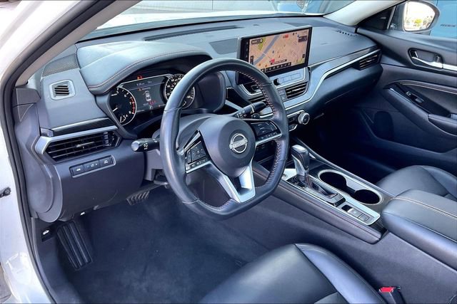 Certified 2023 Nissan Altima 2.5 SR w/ SR Premium Package AWD/4WD image 14