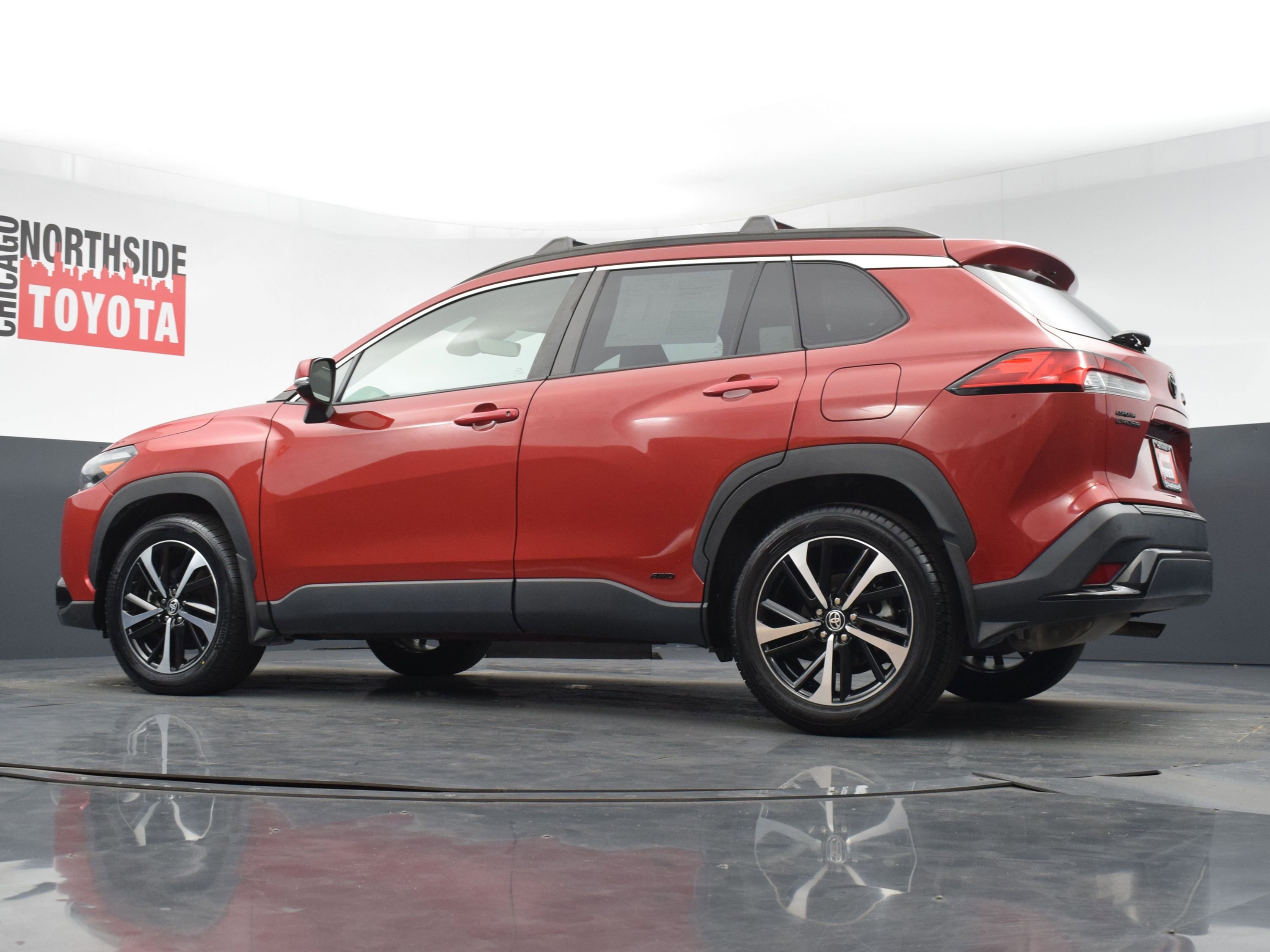 Used 2023 Toyota Corolla Cross XSE w/ Convenience Package image 29