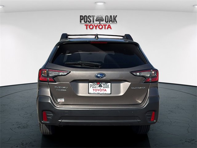 Used 2022 Subaru Outback Premium image 6