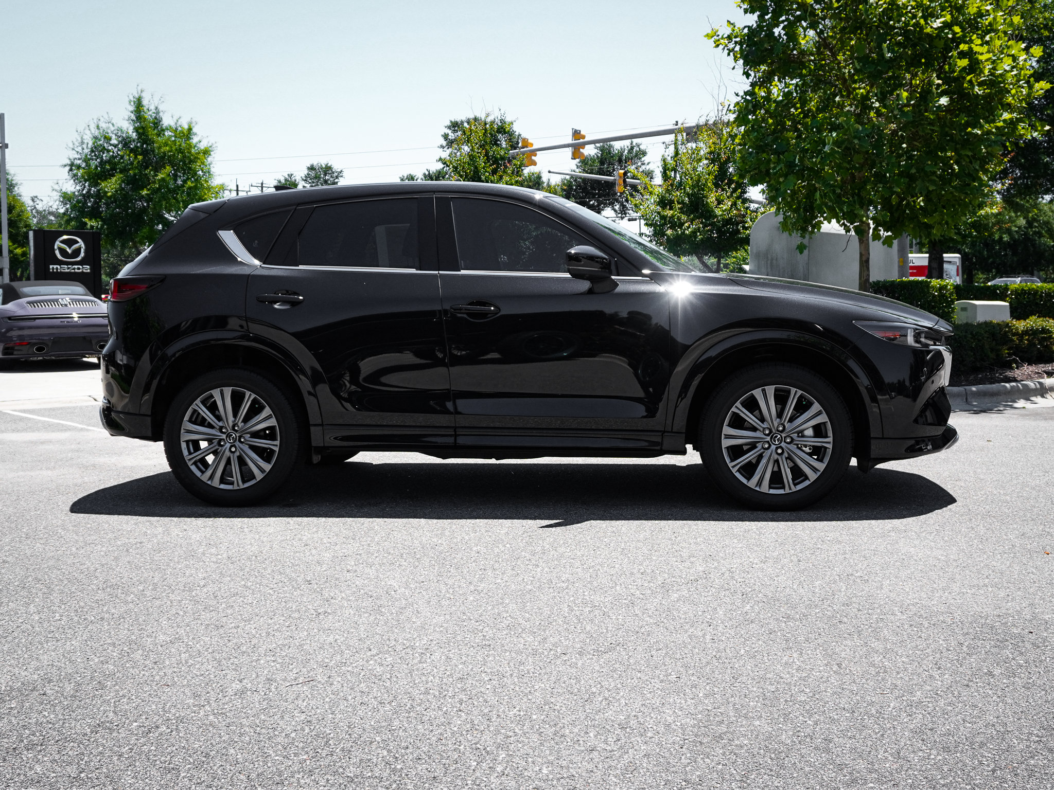 Certified 2025 MAZDA CX-5 Signature AWD/4WD image 11
