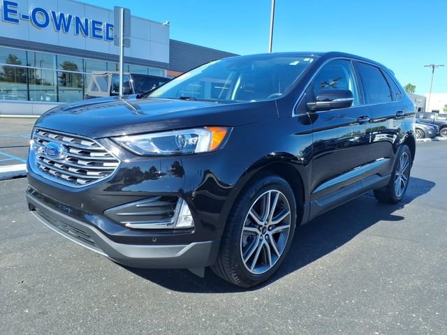 Certified 2023 Ford Edge Titanium w/ Class II Trailer Tow Package AWD/4WD image 3