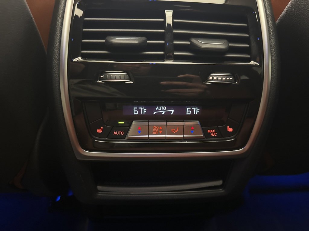 Used 2022 BMW X6 M50i w/ Executive Package image 22