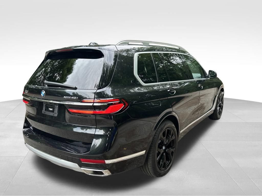 Used 2024 BMW X7 xDrive40i AWD/4WD image 5