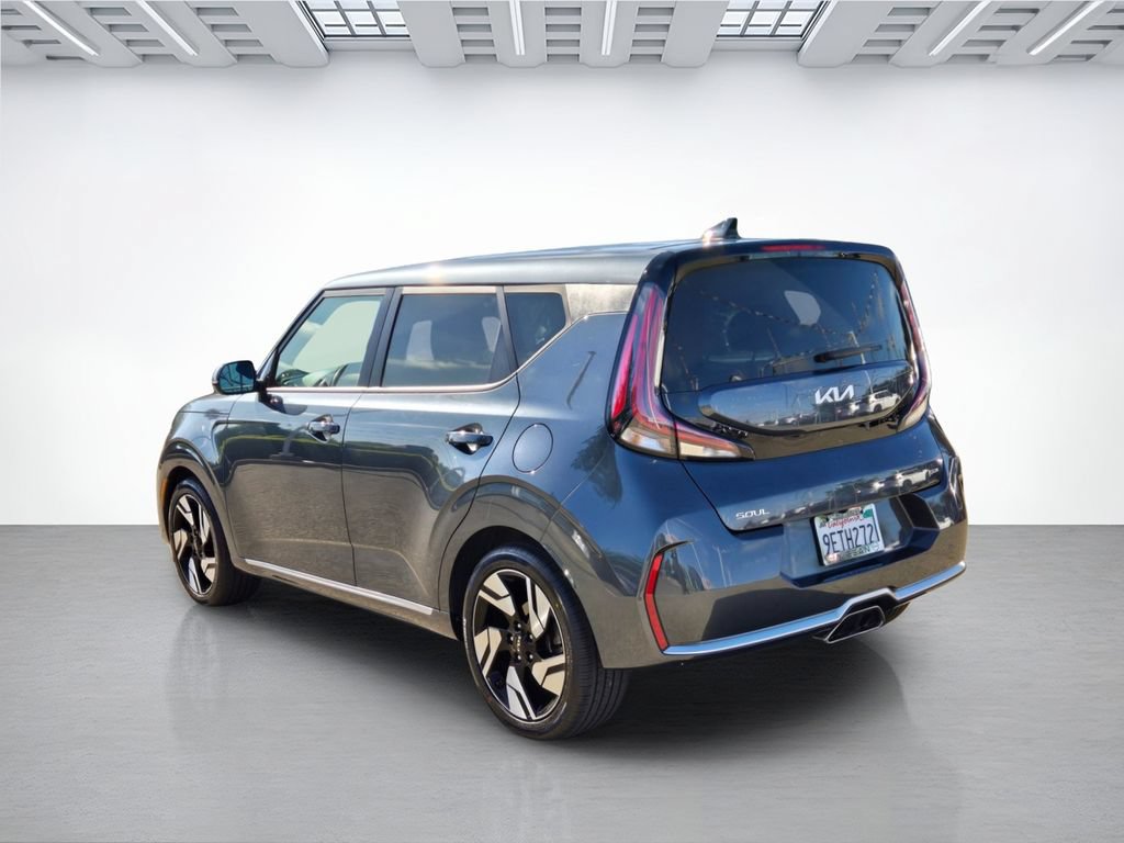 Used 2023 Kia Soul GT-Line FWD image 6
