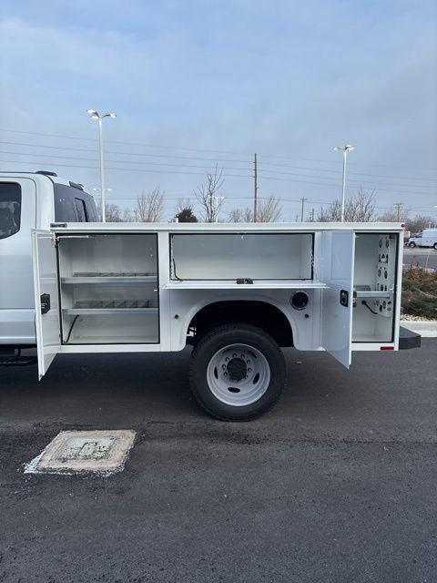 New 2026 Ford F450 XL w/ XL Chrome Package image 11