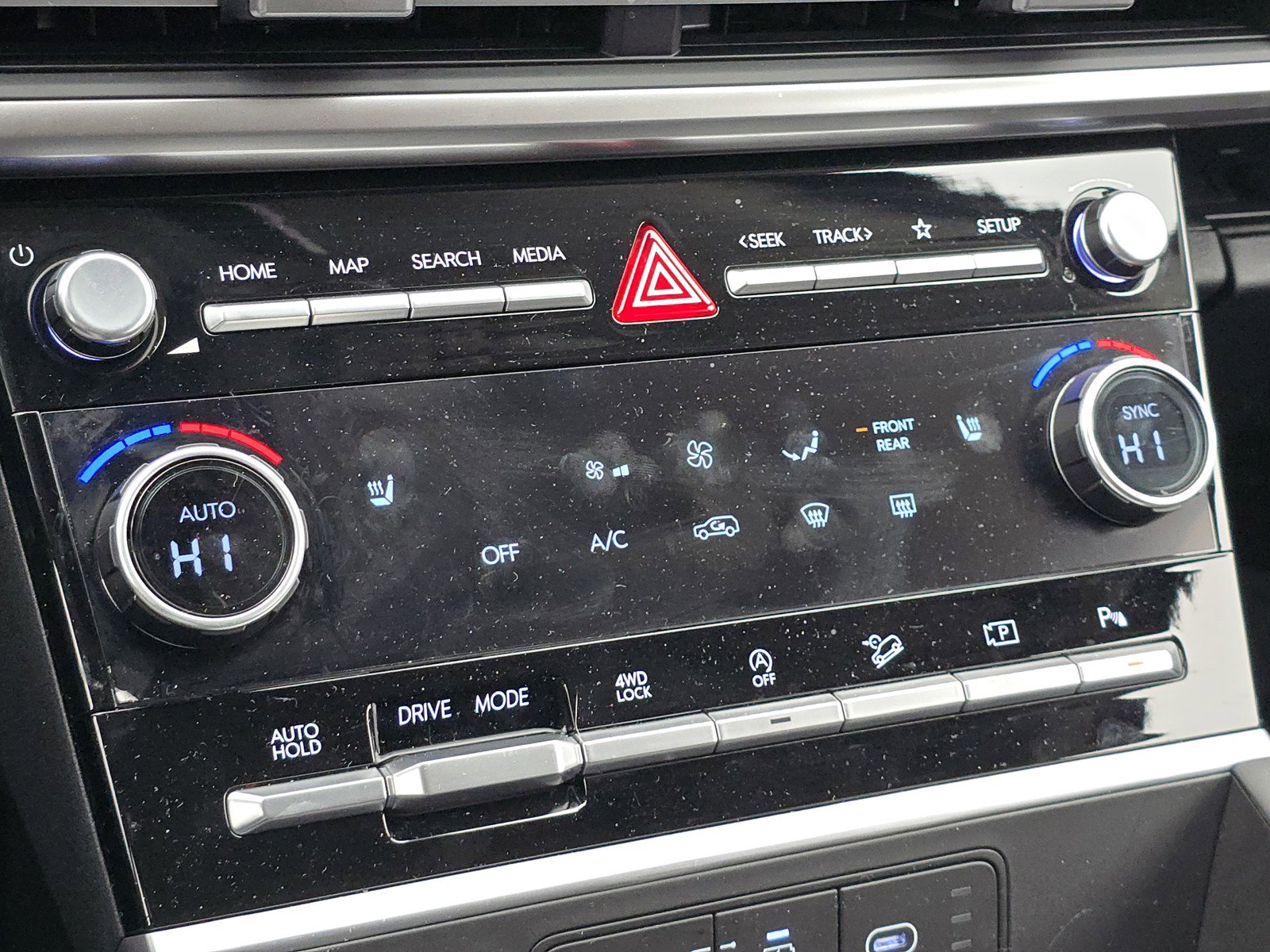 Used 2025 Hyundai Santa Fe XRT image 26