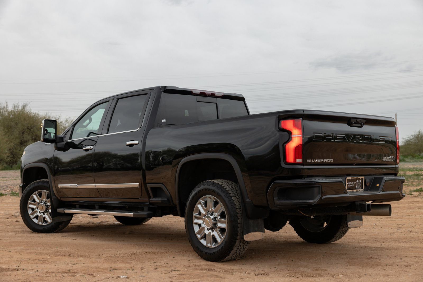 Used 2024 Chevrolet Silverado 2500 High Country w/ High Country Premium Package image 4