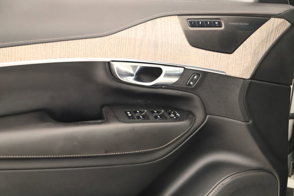 Used 2022 Volvo XC90 T6 Inscription w/ Advanced Package image 24