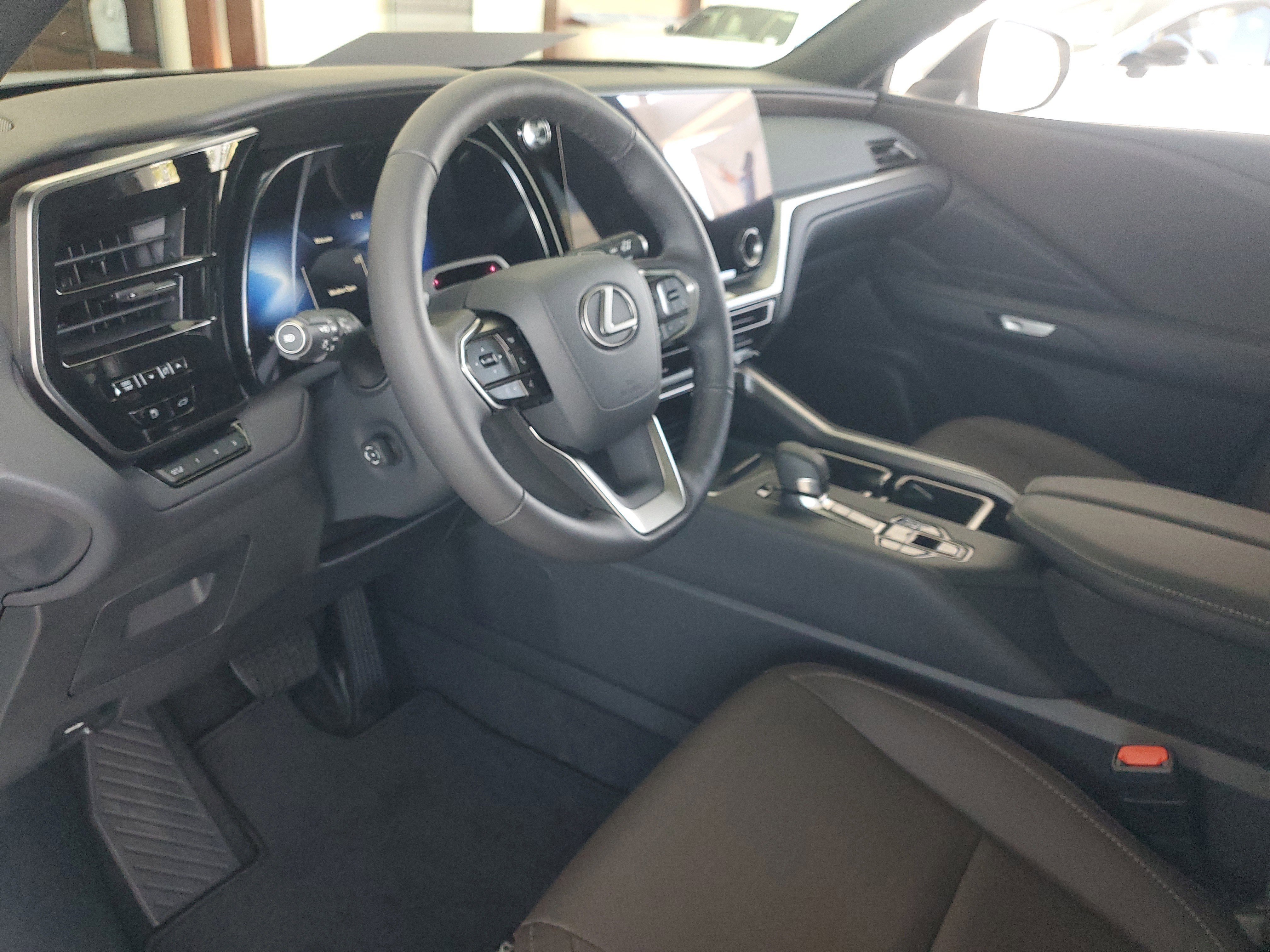 Used 2025 Lexus TX 350 AWD w/ Technology Package image 18