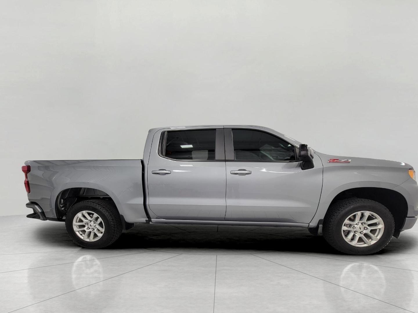 Used 2023 Chevrolet Silverado 1500 RST w/ Z71 Off-Road Package AWD/4WD image 11