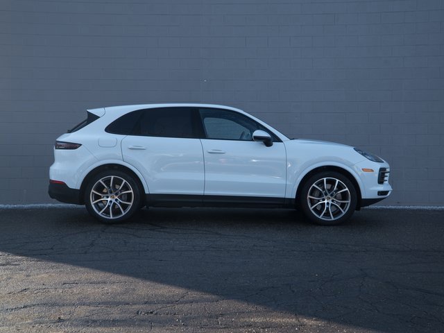 Certified 2023 Porsche Cayenne S Platinum image 8