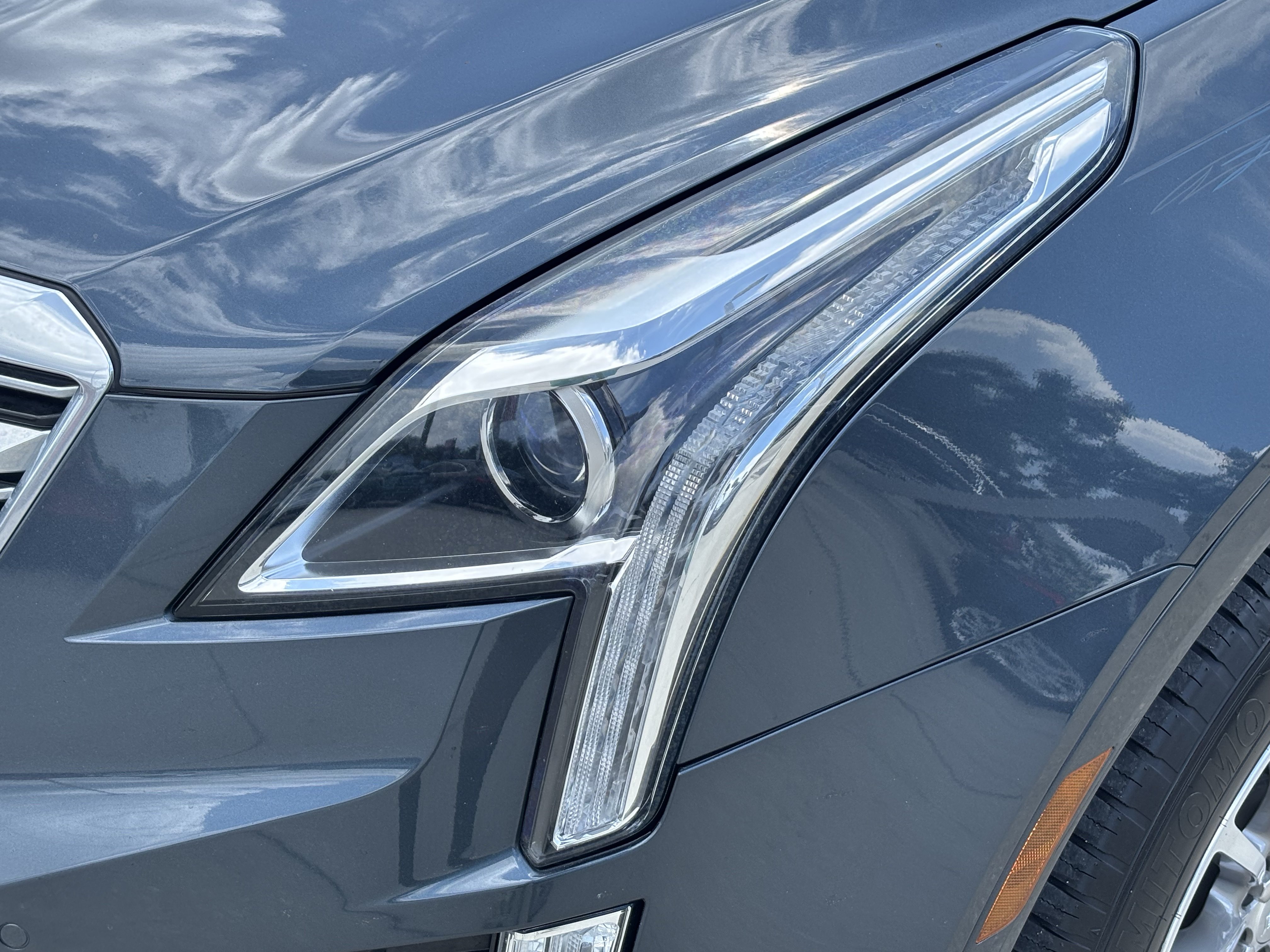 Used 2019 Cadillac XT5 Luxury FWD image 9